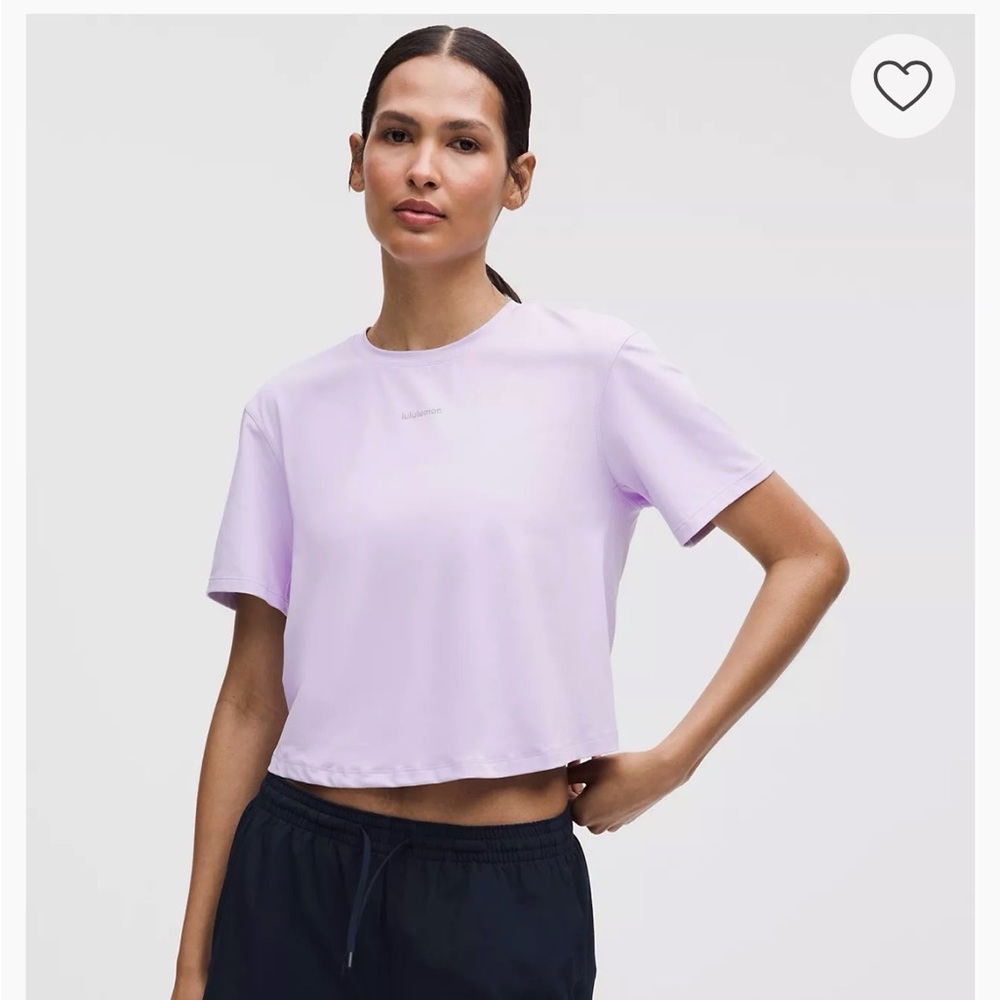 Lululemon Pace Crush Cross-Back Graphic T-Shirt in Lavender Frost Womens Small